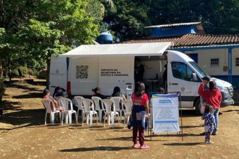 E para isso as empresas também trazem benefícios, porque o colaborador satisfeito e feliz produz mais, tem novas ideias e estímulos. Isso gera mais engajamento no trabalho”.