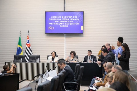 Projeto de proteção a crianças e adolescentes avança na Alesp