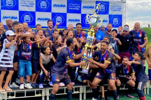 Red Bull Jandira conquista a Copa Jandira Veterano 2025 em final emocionante!